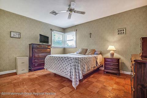 1016 Bendermere Ave, Ocean, NJ 07712 photo 9