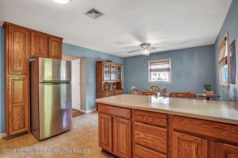 1016 Bendermere Ave, Ocean, NJ 07712 photo 6