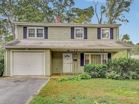 308 Apache Ln, Brick, NJ 08724 photo 2