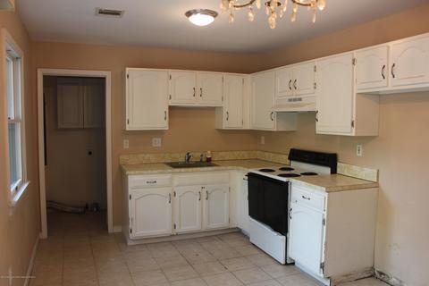742 Baldwin St, Forked River, NJ 08731 photo 13