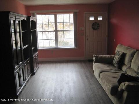 37 Kitty Ct, Brick, NJ 08724 photo 3