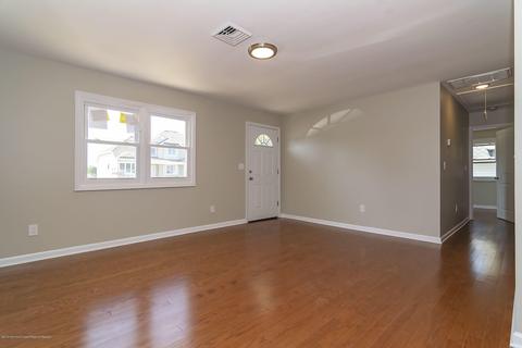 934 Capstan Dr, Forked River, NJ 08731 photo 4