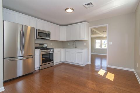 934 Capstan Dr, Forked River, NJ 08731 photo 9