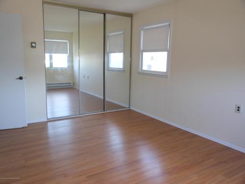 24 Phillips Rd, Brick, NJ 08724 photo 9