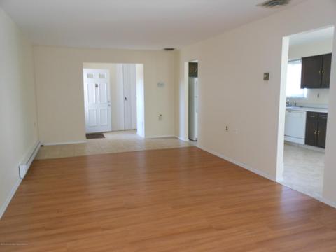 24 Phillips Rd, Brick, NJ 08724 photo 3