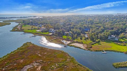 156 Black Point Rd, Rumson, NJ 07760 photo 2