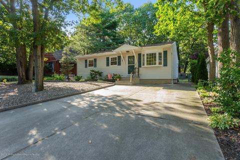 237 16th Ave, Brick, NJ 08724 photo 1