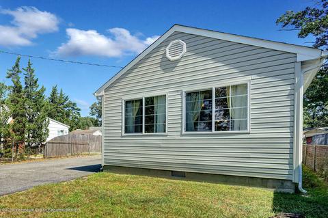 302 Lakeside Dr N, Forked River, NJ 08731 photo 11