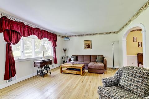 1 Duncan Dr, Holmdel, NJ 07733 photo 6