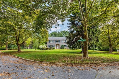 1 Duncan Dr, Holmdel, NJ 07733 photo 3