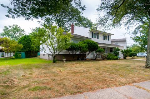14 Brian Rd, Edison, NJ 08817 photo 2