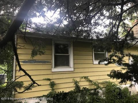 56 Holly Ct E, Brick, NJ 08723 photo 2