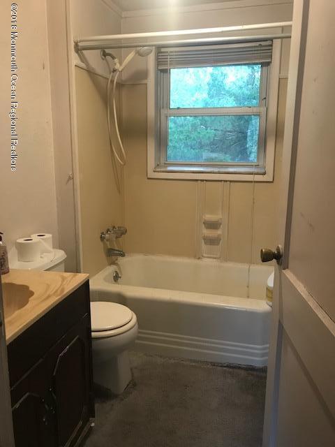 56 Holly Ct E, Brick, NJ 08723 photo 4