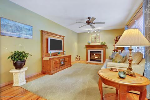 14 Bridge Ct, Jackson, NJ 08527 photo 4