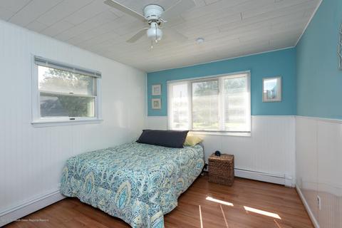 29 Kenneth Ter E, Middletown, NJ 07748 photo 6