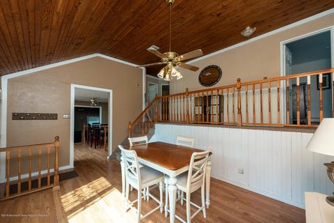 29 Kenneth Ter E, Middletown, NJ 07748 photo 2