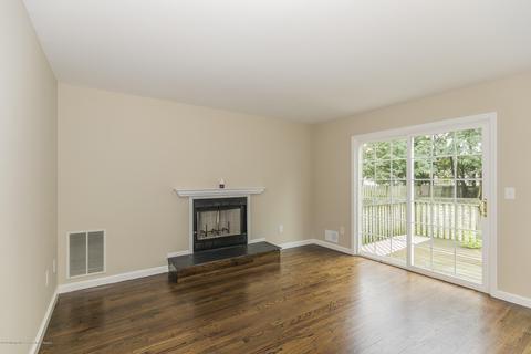 15 Middlesex Rd, Matawan, NJ 07747 photo 6