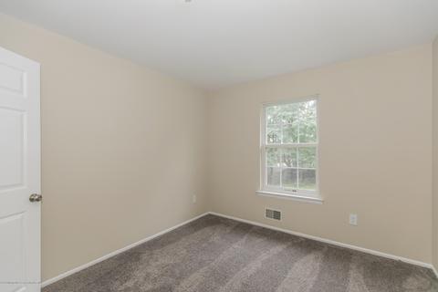 15 Middlesex Rd, Matawan, NJ 07747 photo 16