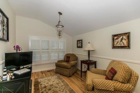 10 Forrest Ave, Rumson, NJ 07760 photo 21