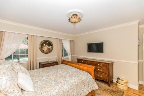 10 Forrest Ave, Rumson, NJ 07760 photo 23