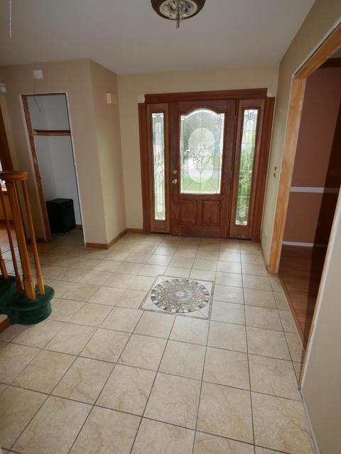 8 Jason Ct, Jackson, NJ 08527 photo 2