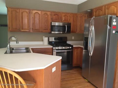 111 S Hampton Pl, Brick, NJ 08724 photo 9