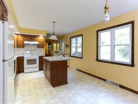 5 Briggs Rd, Wrightstown, NJ 08562 photo 6