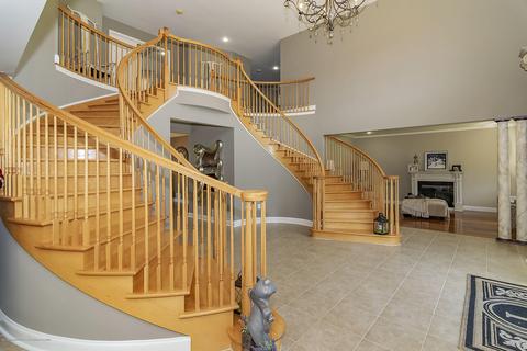 7 Risa Benjamin Way, Freehold, NJ 07728 photo 8