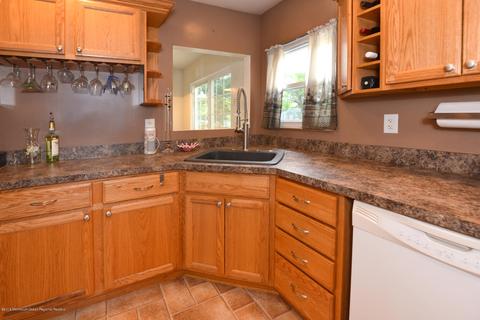 12 Skipper Ln, Brick, NJ 08724 photo 11