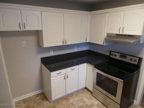 527 Holmes Ave, Forked River, NJ 08731 photo 8