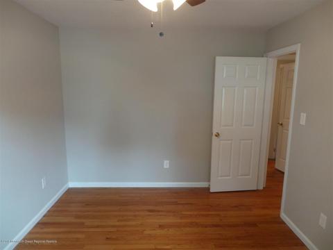 527 Holmes Ave, Forked River, NJ 08731 photo 15
