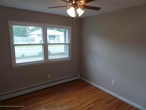527 Holmes Ave, Forked River, NJ 08731 photo 12