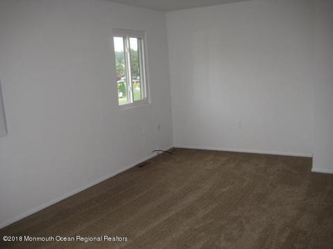 321 Sandra Pl, Brick, NJ 08724 photo 9