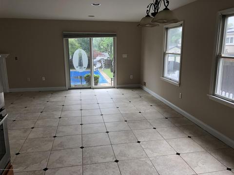 24 Hamilton Ave, Leonardo, NJ 07737 photo 2