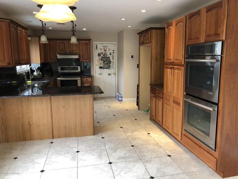24 Hamilton Ave, Leonardo, NJ 07737 photo 4