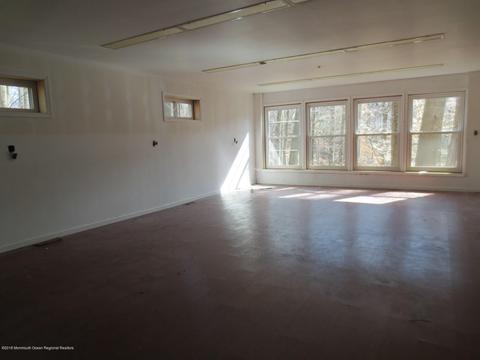 18 Mount Dr, Holmdel, NJ 07733 photo 7