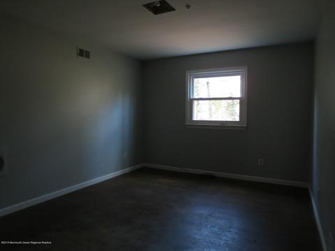 18 Mount Dr, Holmdel, NJ 07733 photo 12