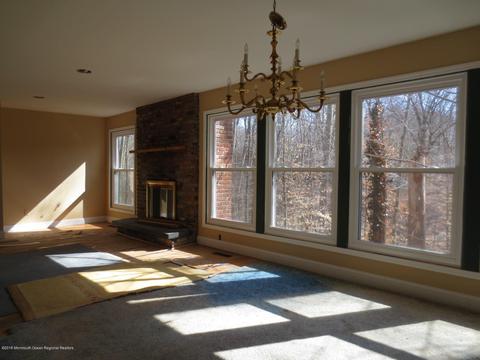 18 Mount Dr, Holmdel, NJ 07733 photo 5