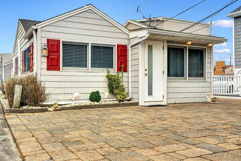 22 E Dune Way, Lavallette, NJ 08735 photo 1