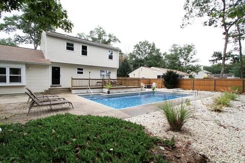 813 Windsor St, Lacey, NJ 08734 photo 31