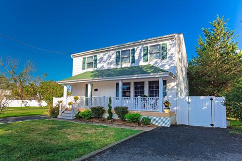 7 Division St, Brick, NJ 08724 photo 3