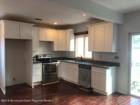 78 Center Ave, Leonardo, NJ 07737 photo 2