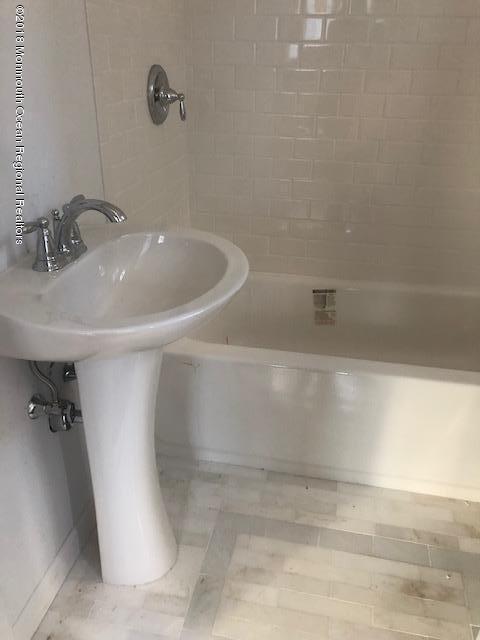 78 Center Ave, Leonardo, NJ 07737 photo 3