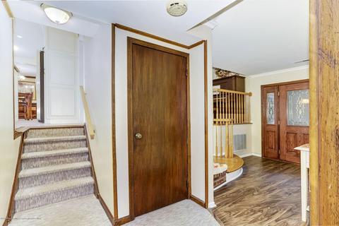 3 E Point Rd, Lincroft, NJ 07738 photo 24
