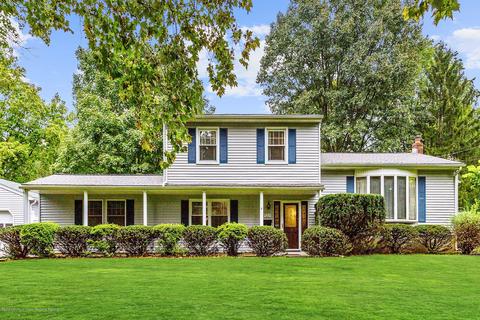 3 E Point Rd, Lincroft, NJ 07738 photo 1
