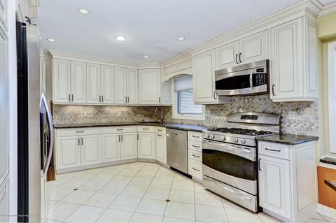 3 E Point Rd, Lincroft, NJ 07738 photo 14