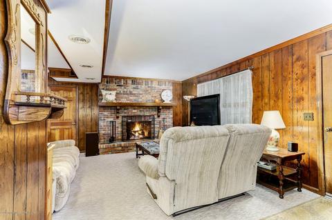 3 E Point Rd, Lincroft, NJ 07738 photo 19