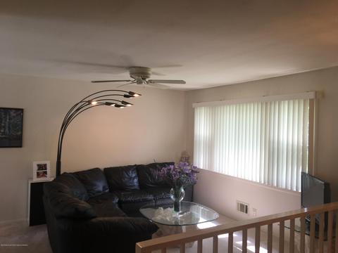 5 Mark Pl, Jackson, NJ 08527 photo 4