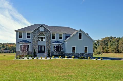41 Forman Rd, Millstone, NJ 08535 photo 1