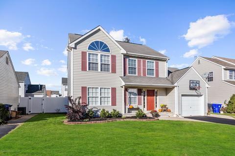 7 White Pine Ct, Brick, NJ 08724 photo 2